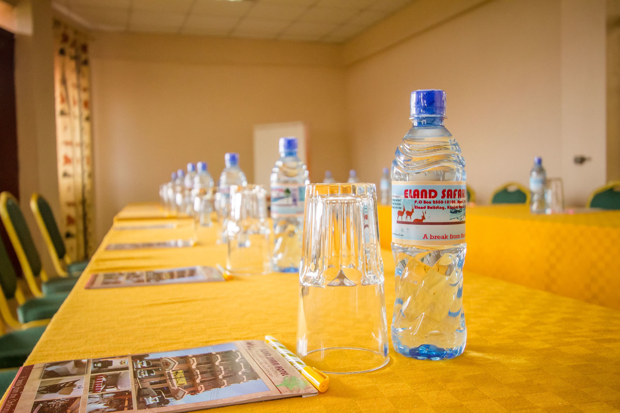 Eland Safari Hotel Nyeri Buitenkant foto